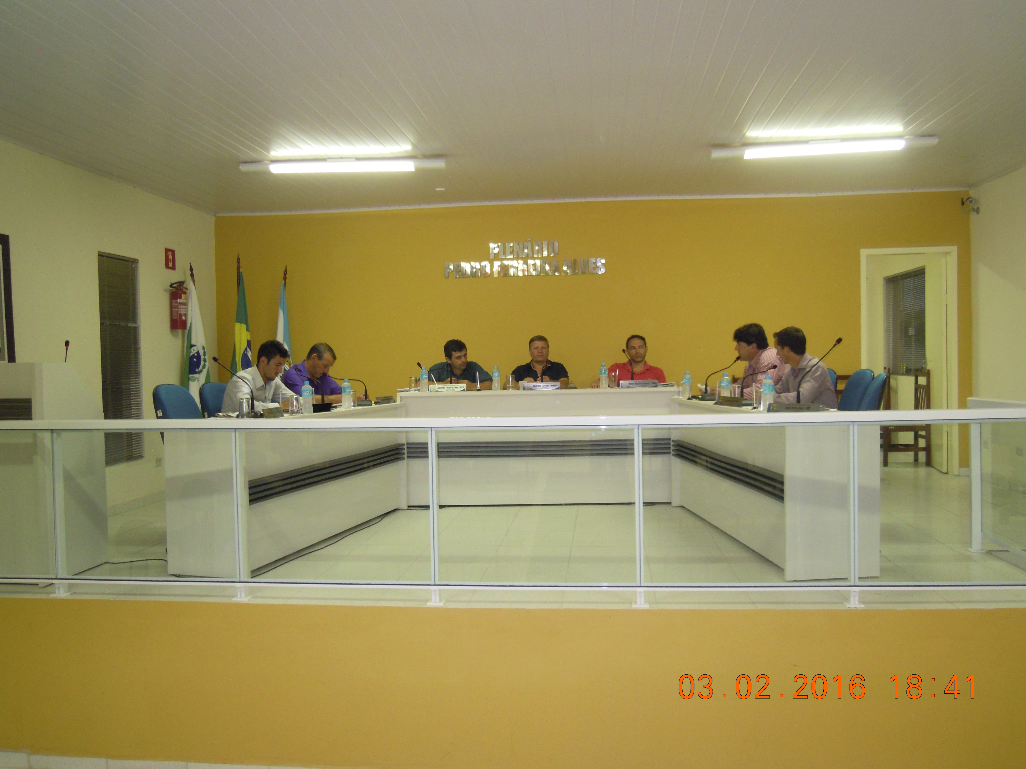 RESUMO DA 123º SESSÃO ORDINÁRIA – DATA: 03/02/2015.