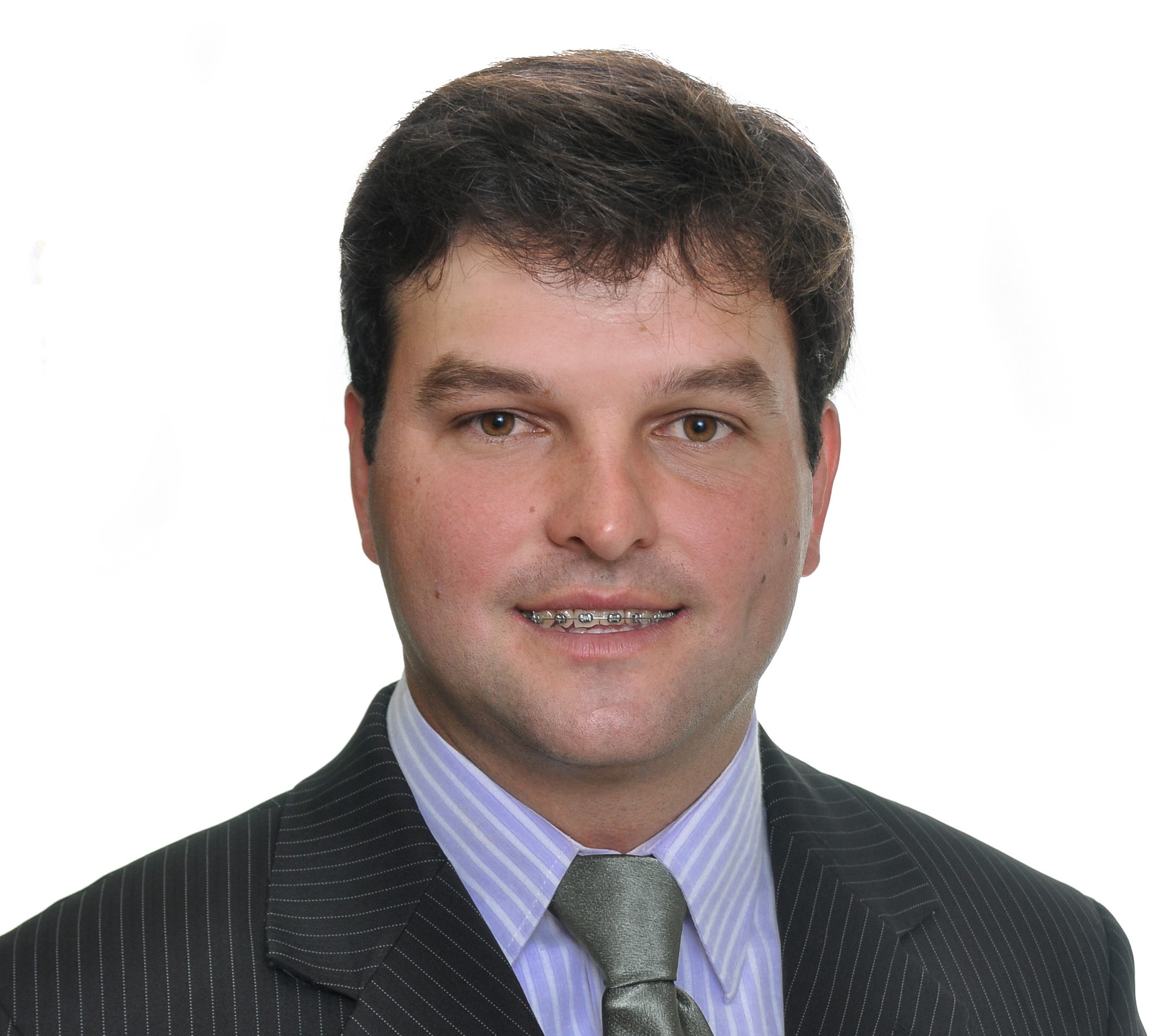 VALDIR BECH SOLICITA PATROLAMENTO E EMPEDRAMENTO EM ESTRADAS DE TRÊS POÇOS E ALIANÇA NOVA