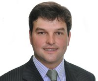 VEREADOR VALDIR BECH SOLICITA REPAROS EM COBERTURA DA QUADRA DE ESPORTES DE ANTONIO OLINTO.